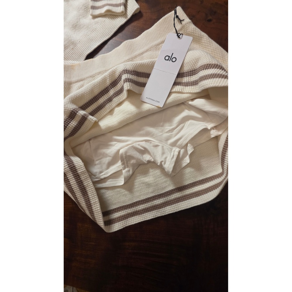 Alo Yoga SET Varsity Tennis Club Pullover Sweater Sz XS and Skirt SZ S SET! - Picture 8 of 12